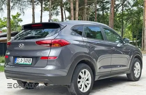 HYUNDAI Tucson 