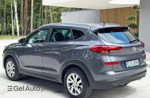 HYUNDAI Tucson 