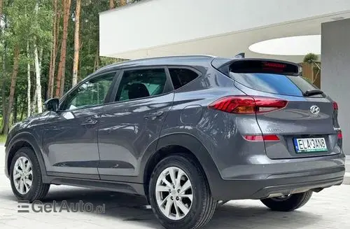 HYUNDAI Tucson 