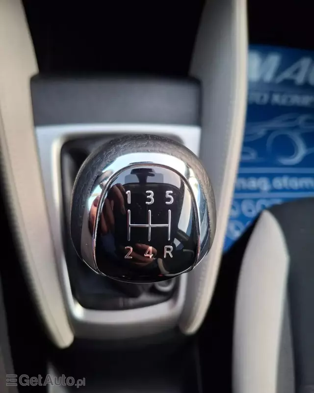 NISSAN Micra 1.0 IG-T Acenta