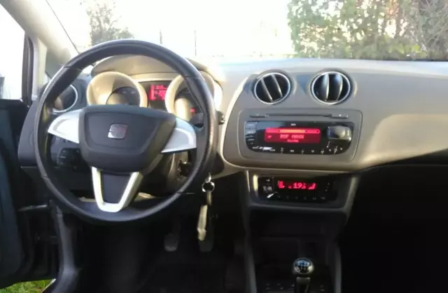 SEAT Ibiza 