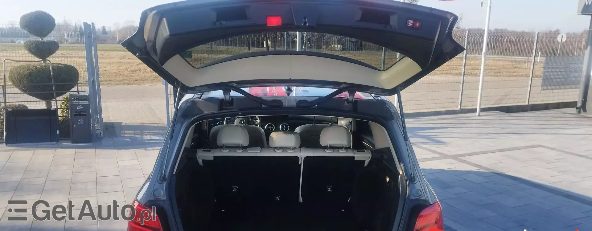 MERCEDES-BENZ GLK GLK 350 (306 KM) 4MATIC G-TRONIC