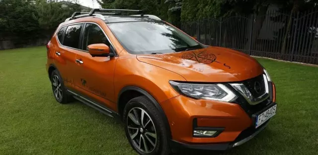 NISSAN X-Trail 