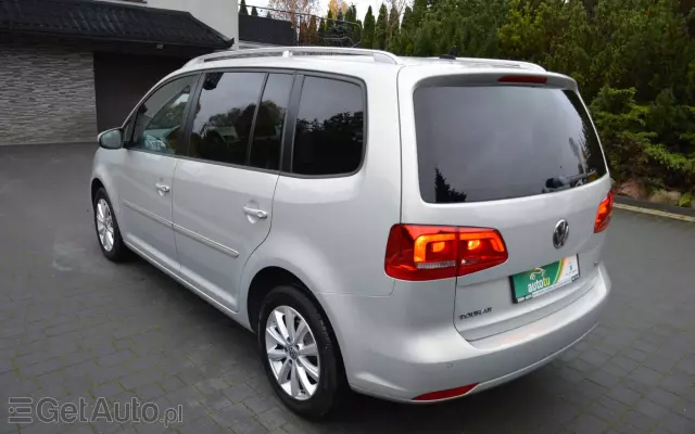 VOLKSWAGEN Touran 1.4 TSI Highline DSG