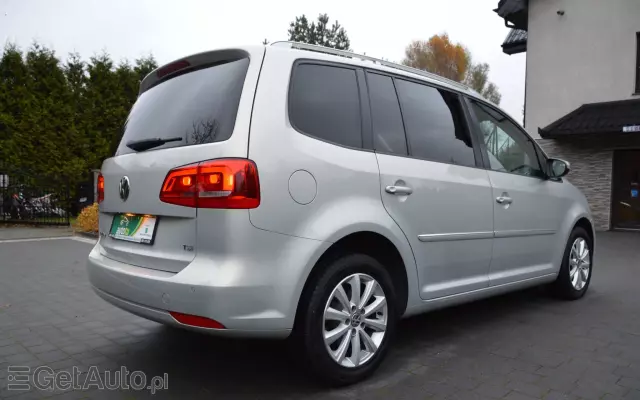 VOLKSWAGEN Touran 1.4 TSI Highline DSG