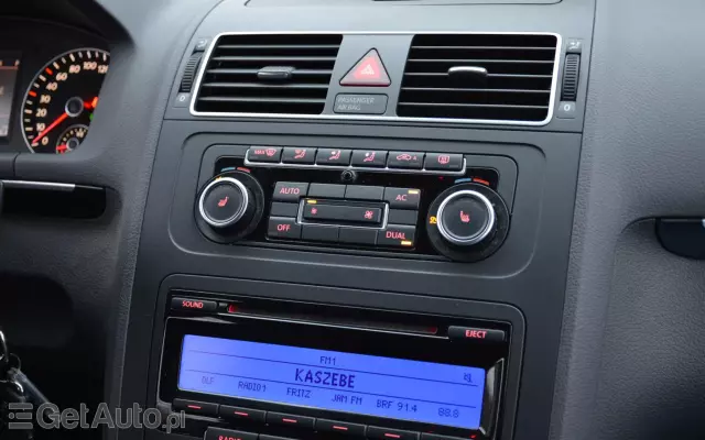 VOLKSWAGEN Touran 1.4 TSI Highline DSG