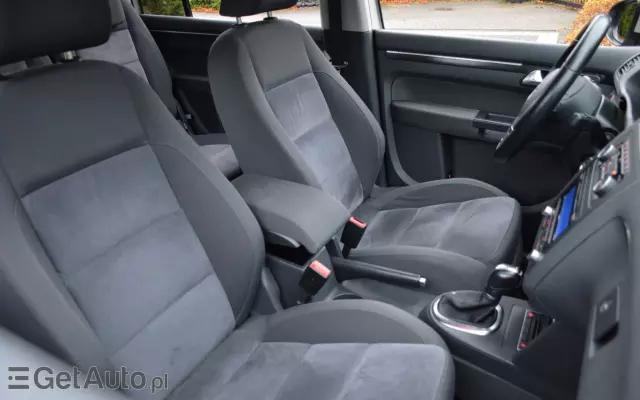 VOLKSWAGEN Touran 1.4 TSI Highline DSG