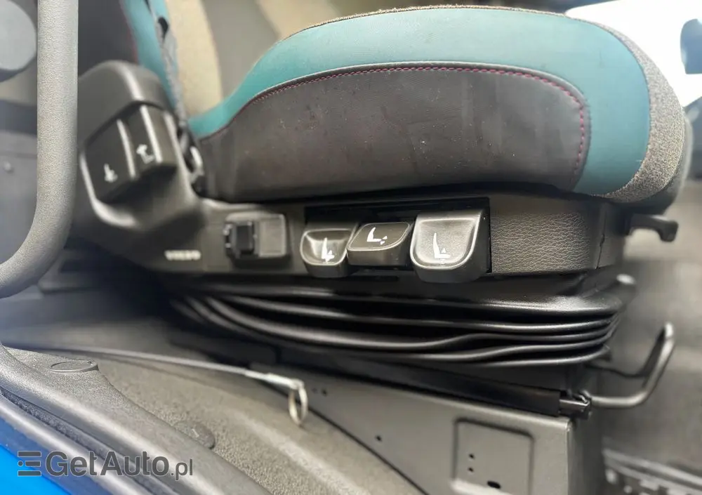 VOLVO FM 330/ACC/ Euro6 /CHŁODNIA / DŁUGOŚĆ 12M /24 EURO PALET/ 