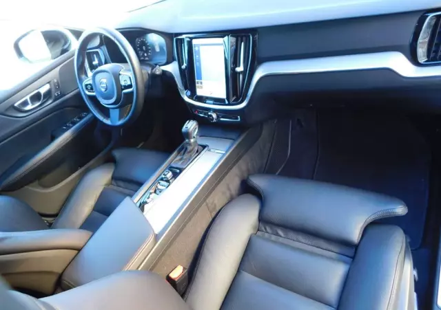 VOLVO V60 D4 Inscription