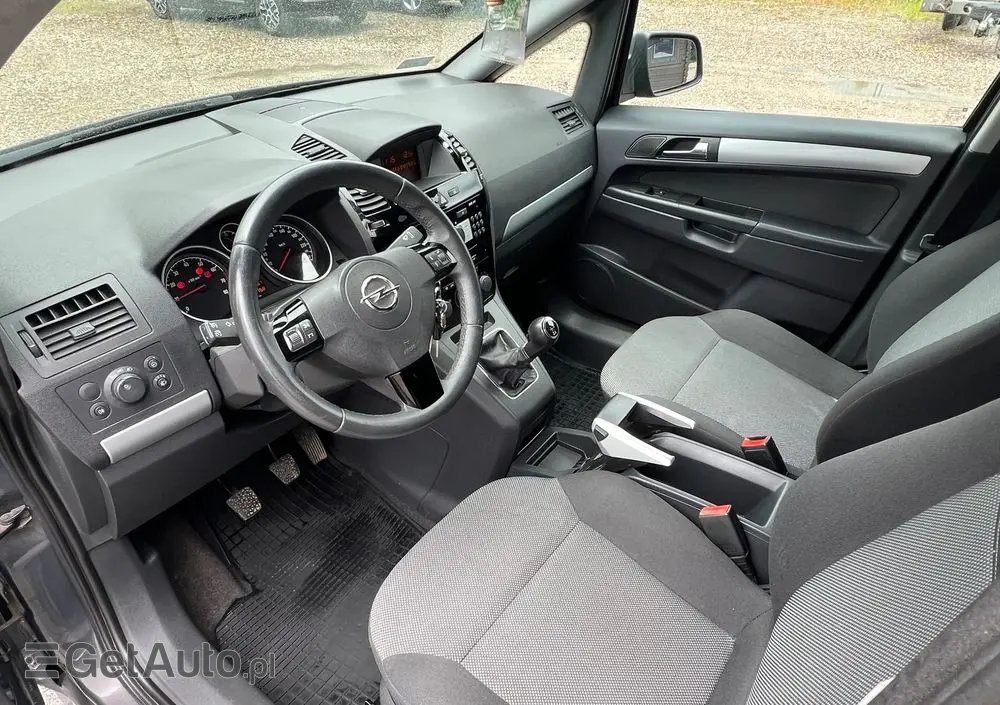 OPEL Zafira 1.8 Easytronic Sport