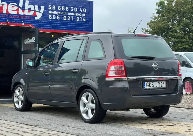 OPEL Zafira 1.8 Easytronic Sport
