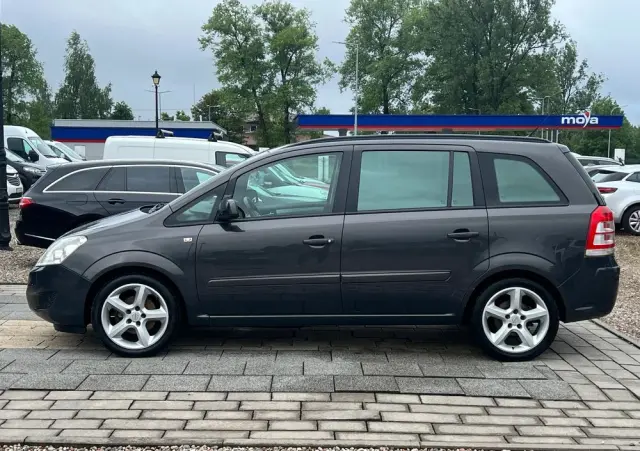 OPEL Zafira 1.8 Easytronic Sport