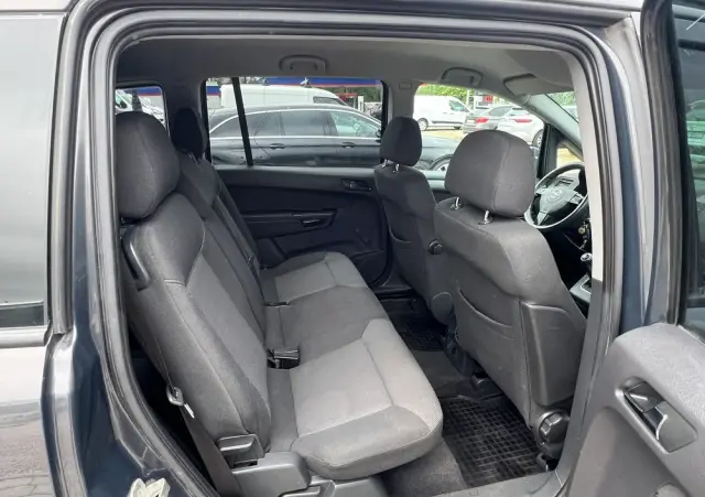 OPEL Zafira 1.8 Easytronic Sport