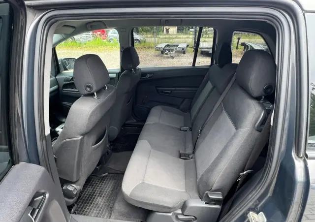 OPEL Zafira 1.8 Easytronic Sport