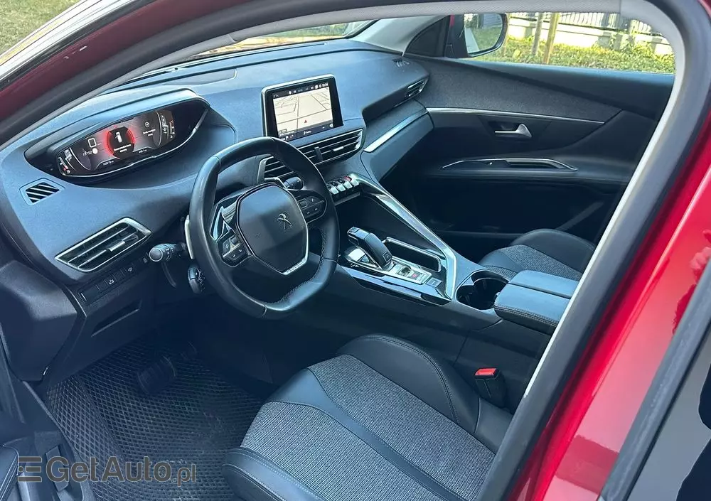 PEUGEOT 3008 1.2 PureTech Allure S&S EAT8