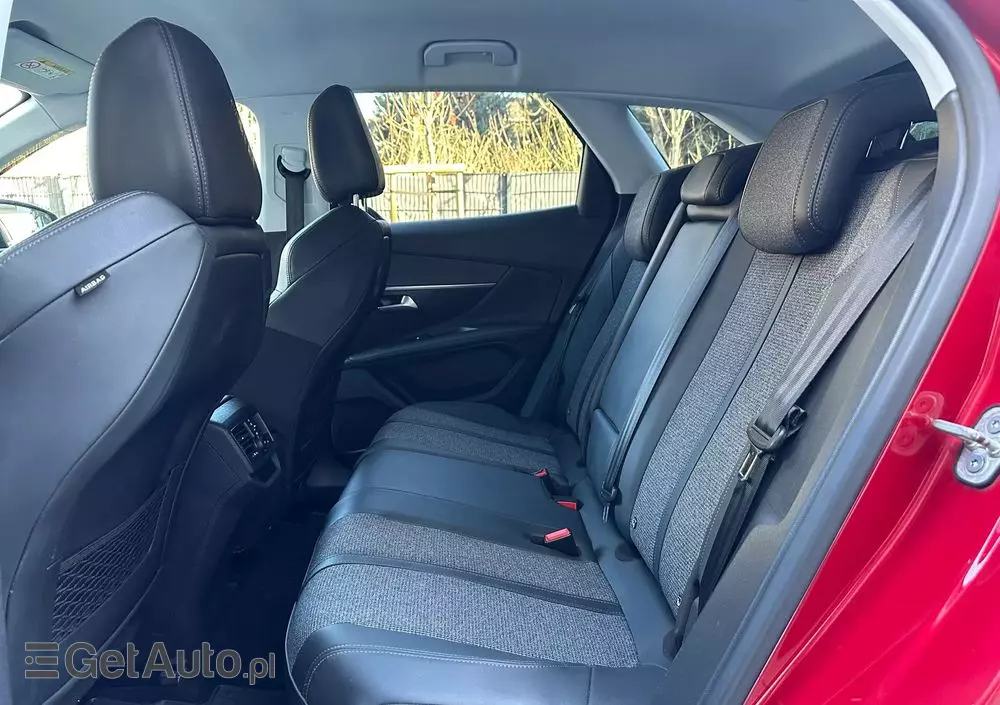 PEUGEOT 3008 1.2 PureTech Allure S&S EAT8