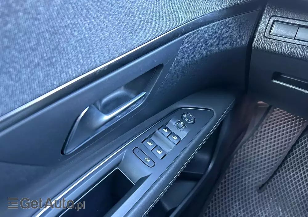 PEUGEOT 3008 1.2 PureTech Allure S&S EAT8