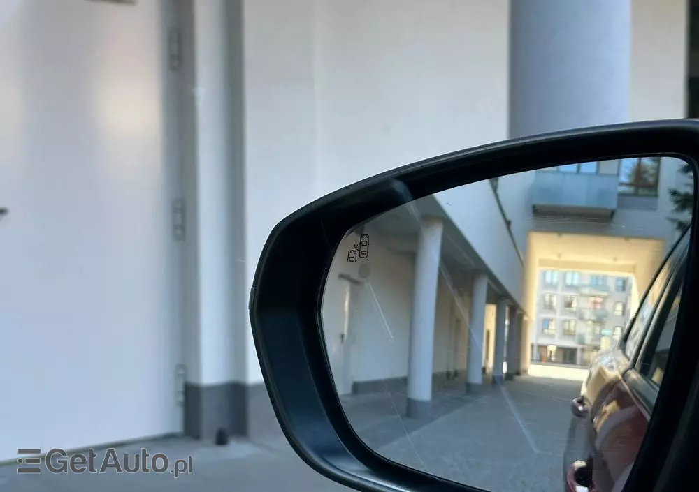 PEUGEOT 3008 1.2 PureTech Allure S&S EAT8