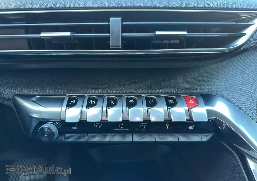 PEUGEOT 3008 1.2 PureTech Allure S&S EAT8