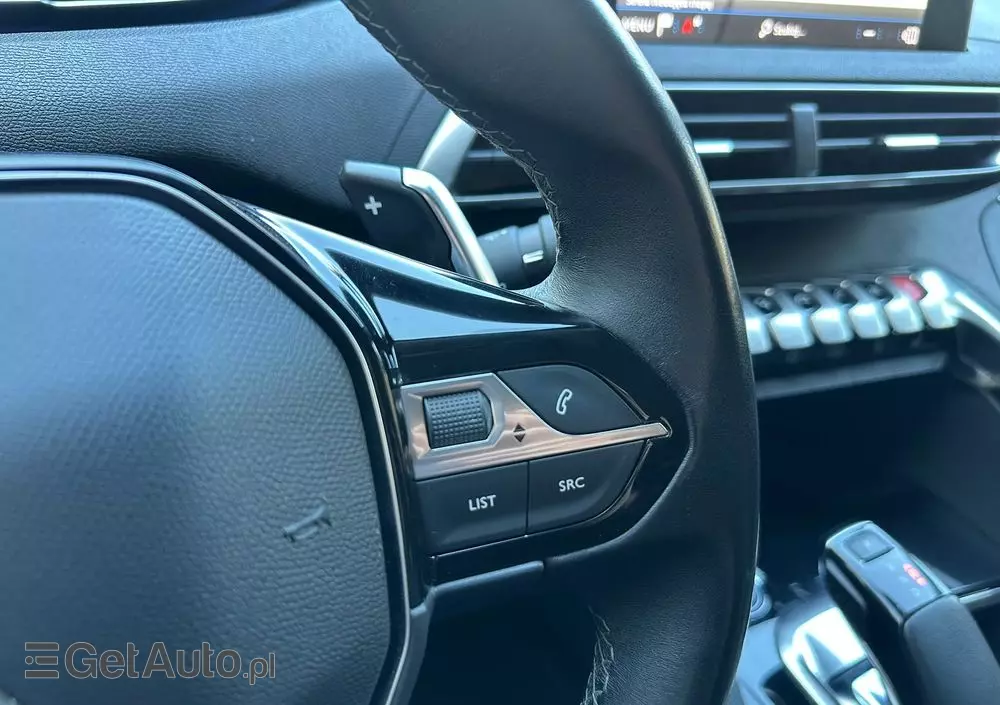 PEUGEOT 3008 1.2 PureTech Allure S&S EAT8