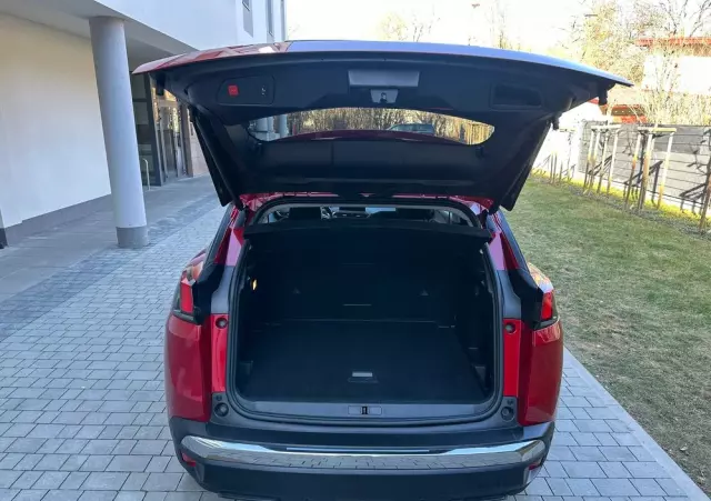 PEUGEOT 3008 1.2 PureTech Allure S&S EAT8