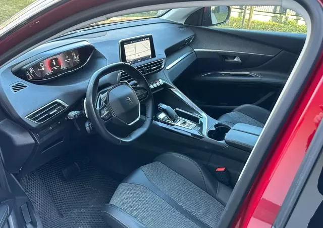 PEUGEOT 3008 1.2 PureTech Allure S&S EAT8