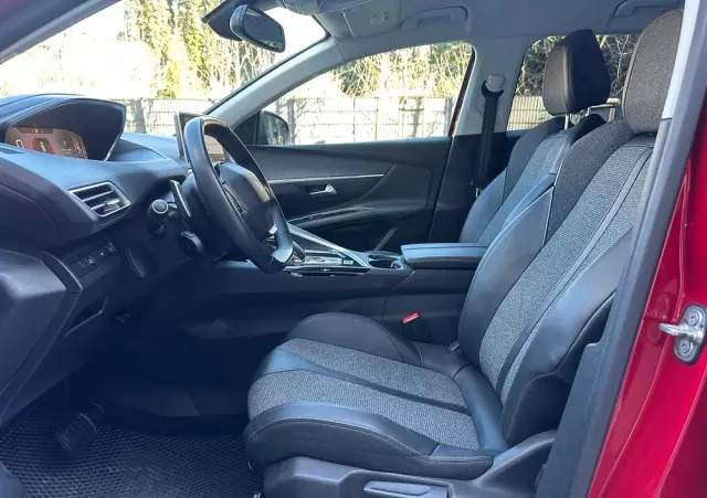 PEUGEOT 3008 1.2 PureTech Allure S&S EAT8