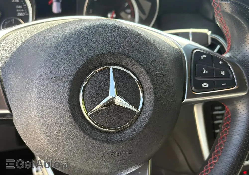 MERCEDES-BENZ GLA 180 7G-DCT AMG Line