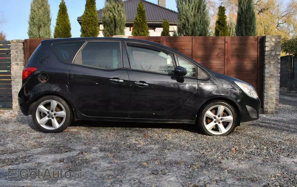 OPEL Meriva 1.7 CDTI Cosmo
