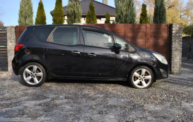 OPEL Meriva 1.7 CDTI Cosmo