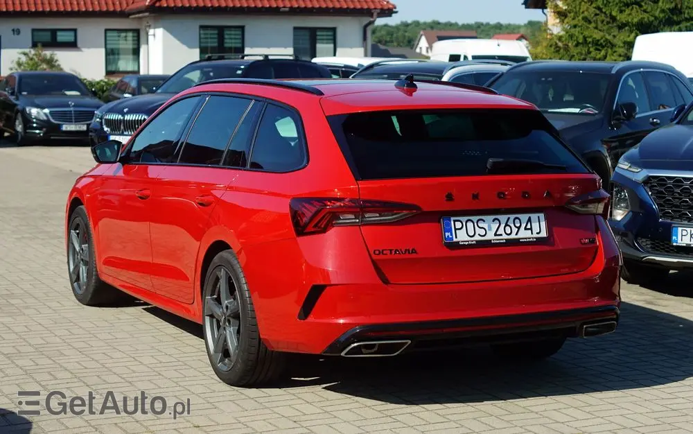 SKODA Octavia Combi 2.0 TSI DSG RS