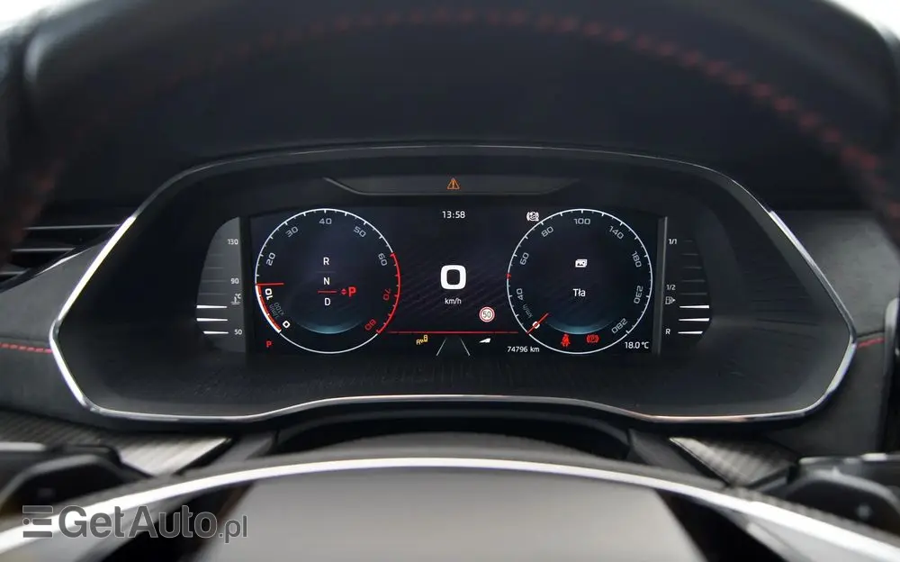 SKODA Octavia Combi 2.0 TSI DSG RS