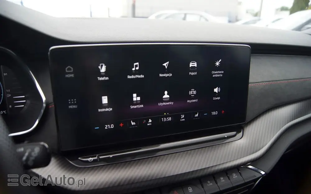 SKODA Octavia Combi 2.0 TSI DSG RS