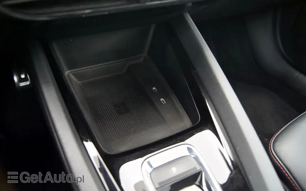 SKODA Octavia Combi 2.0 TSI DSG RS