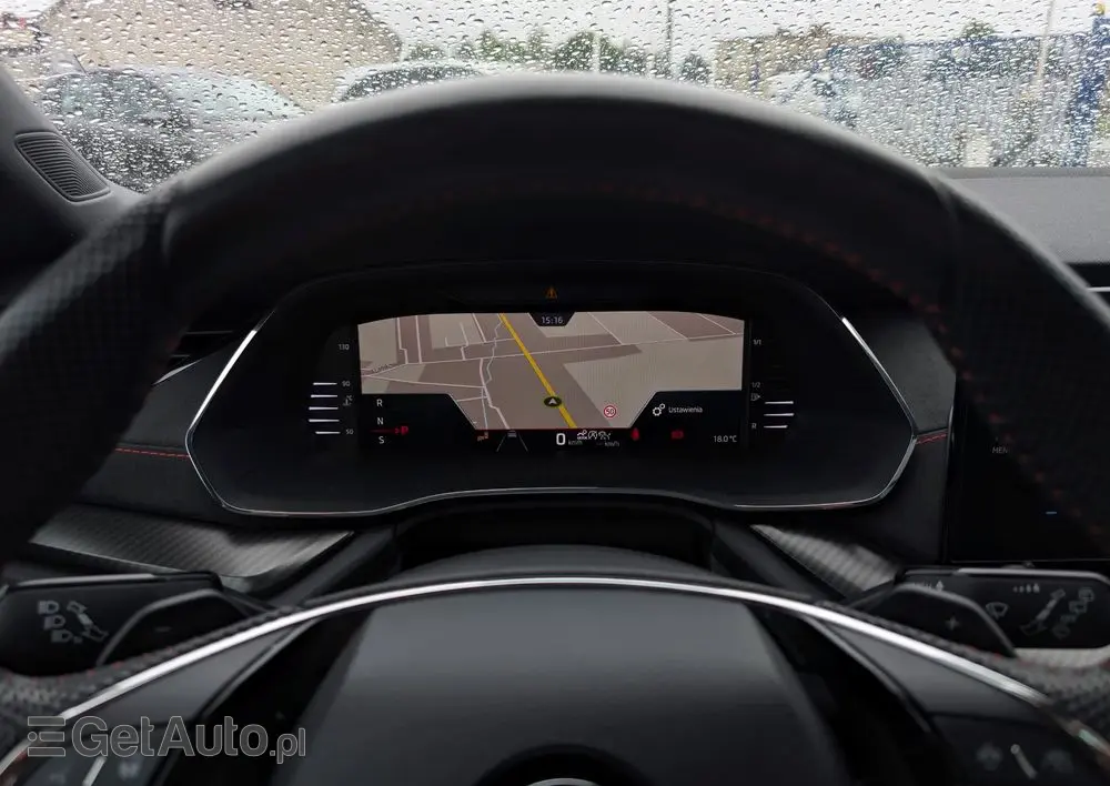 SKODA Octavia Combi 2.0 TSI DSG RS