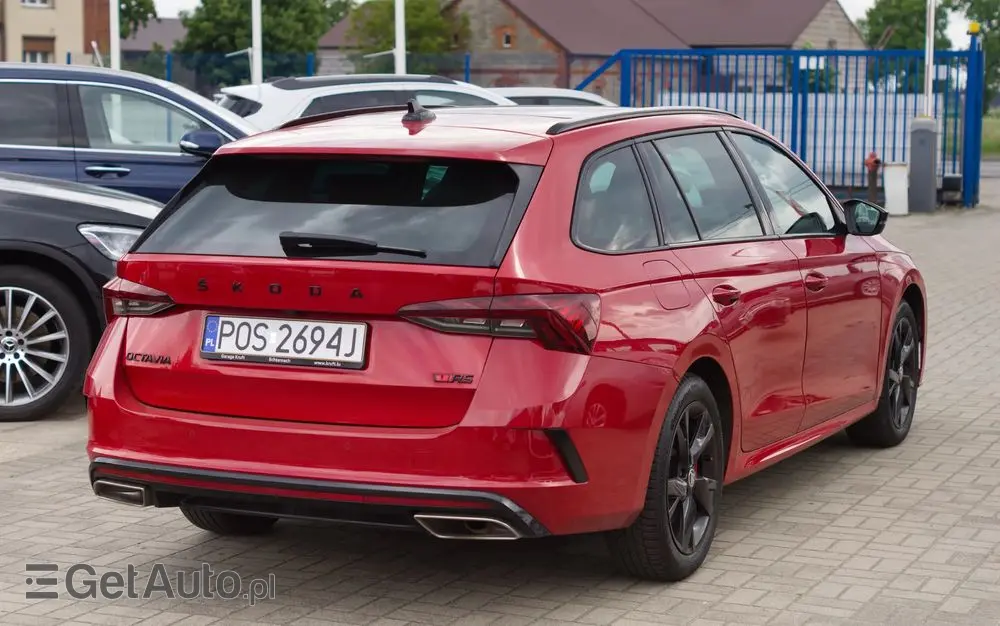 SKODA Octavia Combi 2.0 TSI DSG RS