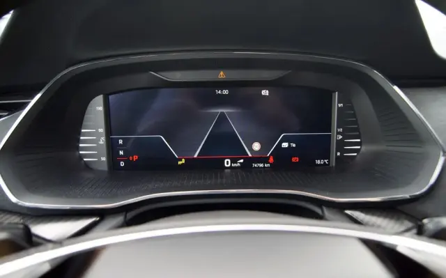 SKODA Octavia Combi 2.0 TSI DSG RS