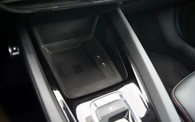 SKODA Octavia Combi 2.0 TSI DSG RS