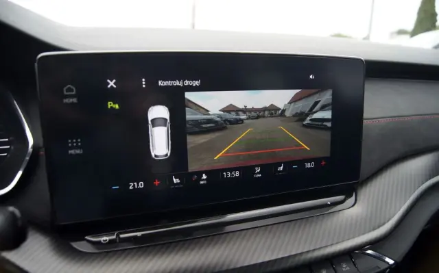 SKODA Octavia Combi 2.0 TSI DSG RS