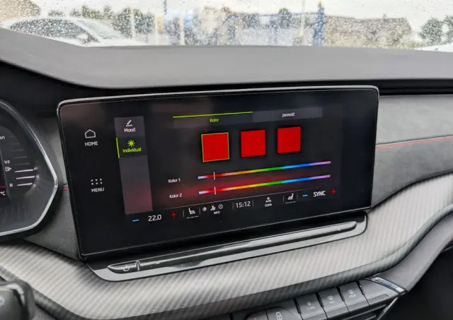 SKODA Octavia Combi 2.0 TSI DSG RS