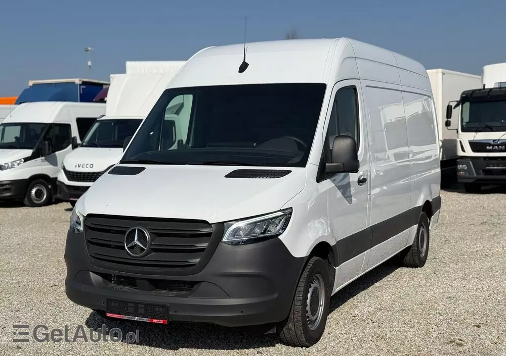 MERCEDES-BENZ Sprinter 317 CDI /L2H2 średniak/LED/Prawie Nowy/Navi/Klima/Kamera/bdb stan 