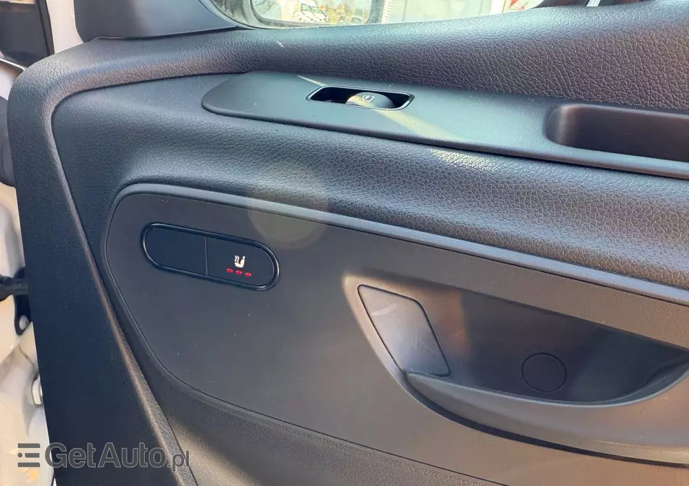 MERCEDES-BENZ Sprinter 317 CDI /L2H2 średniak/LED/Prawie Nowy/Navi/Klima/Kamera/bdb stan 