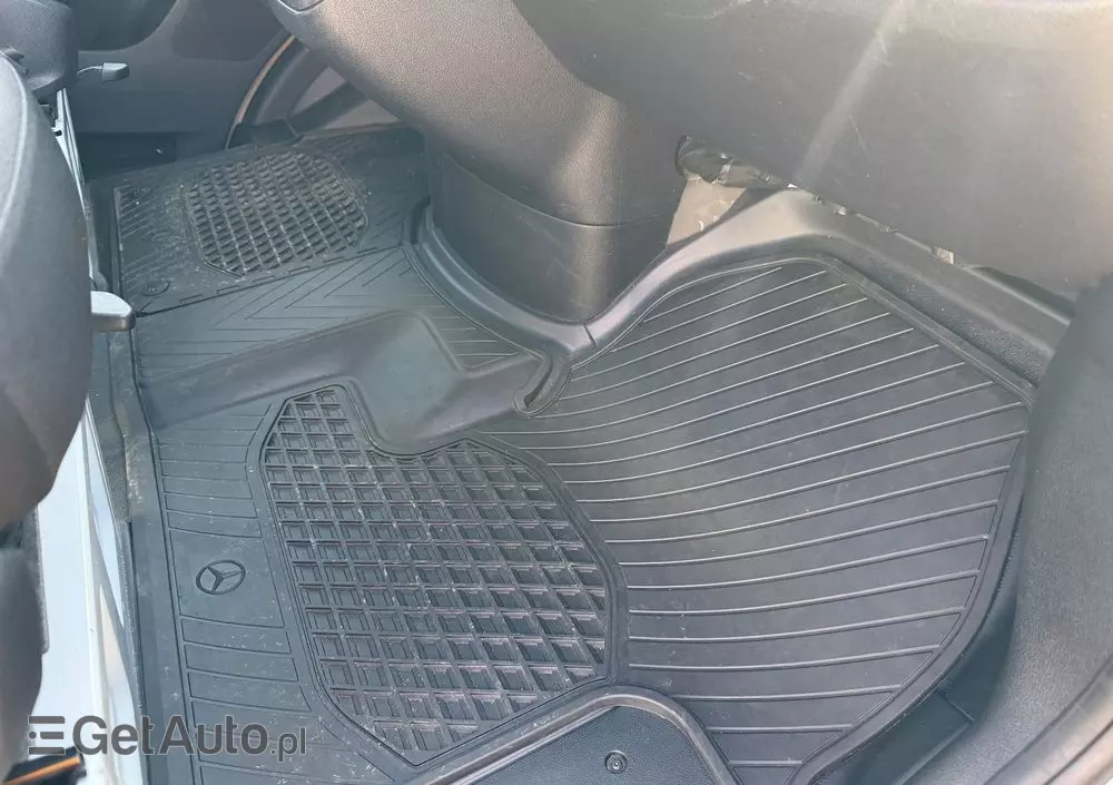 MERCEDES-BENZ Sprinter 317 CDI /L2H2 średniak/LED/Prawie Nowy/Navi/Klima/Kamera/bdb stan 