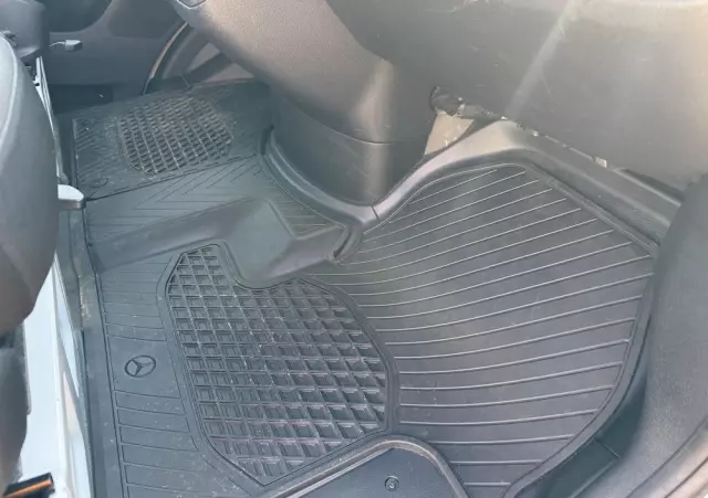 MERCEDES-BENZ Sprinter 317 CDI /L2H2 średniak/LED/Prawie Nowy/Navi/Klima/Kamera/bdb stan 