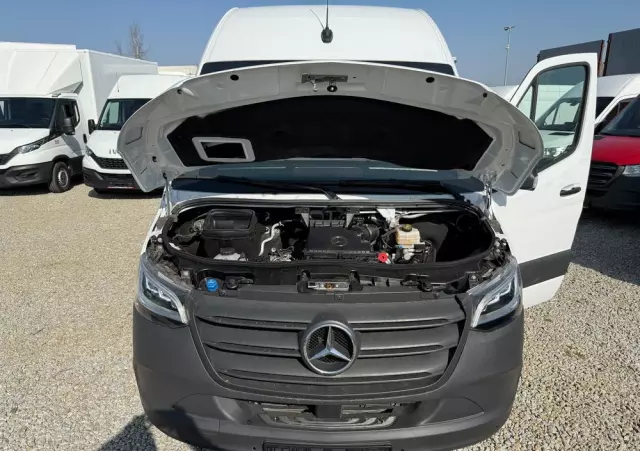 MERCEDES-BENZ Sprinter 317 CDI /L2H2 średniak/LED/Prawie Nowy/Navi/Klima/Kamera/bdb stan 