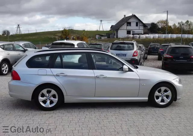 BMW Seria 3 318d DPF Touring