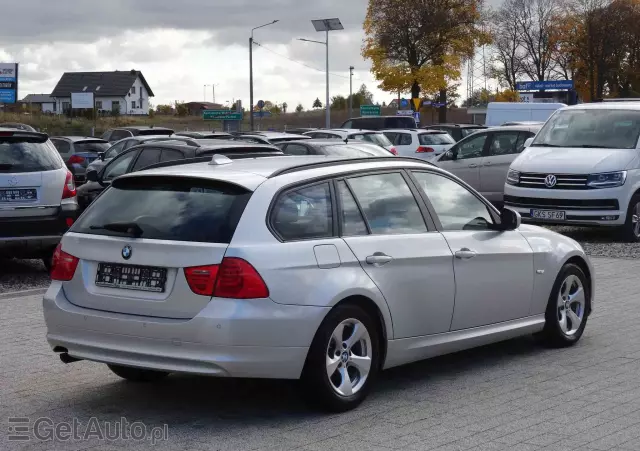 BMW Seria 3 318d DPF Touring