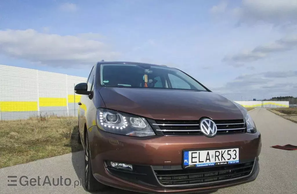 VOLKSWAGEN Sharan 
