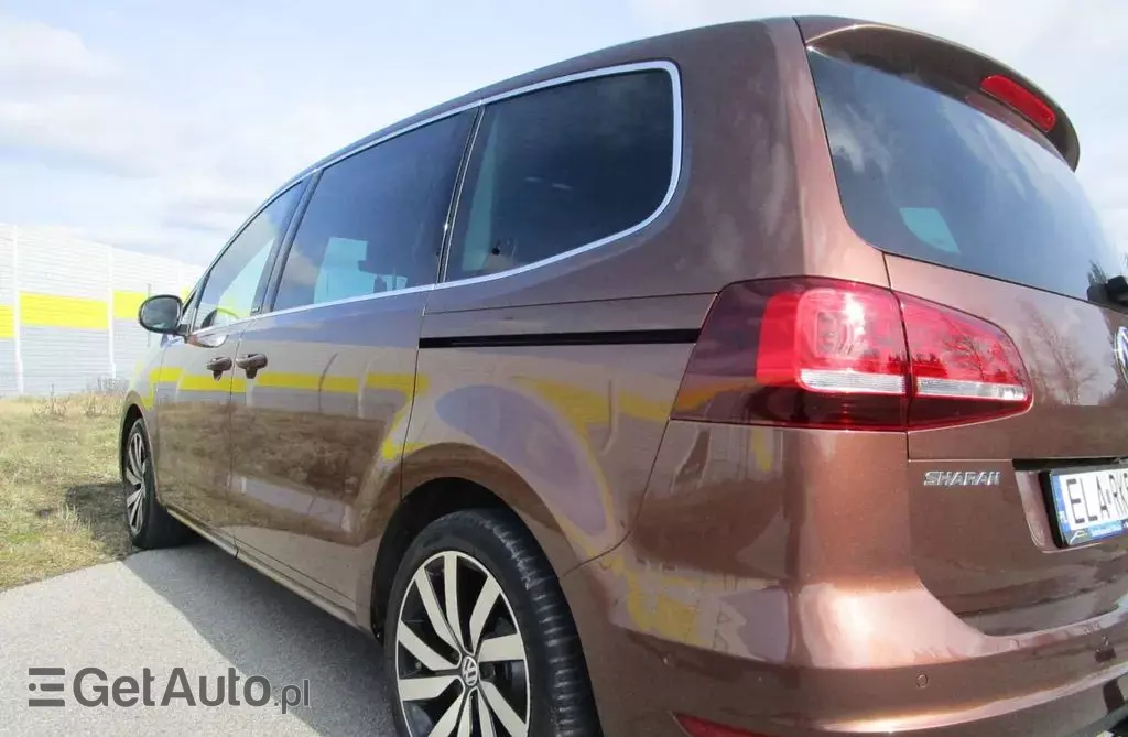 VOLKSWAGEN Sharan 