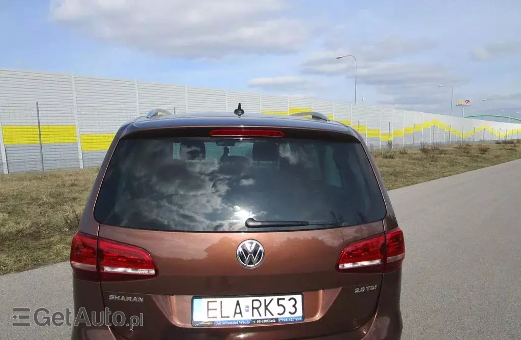 VOLKSWAGEN Sharan 